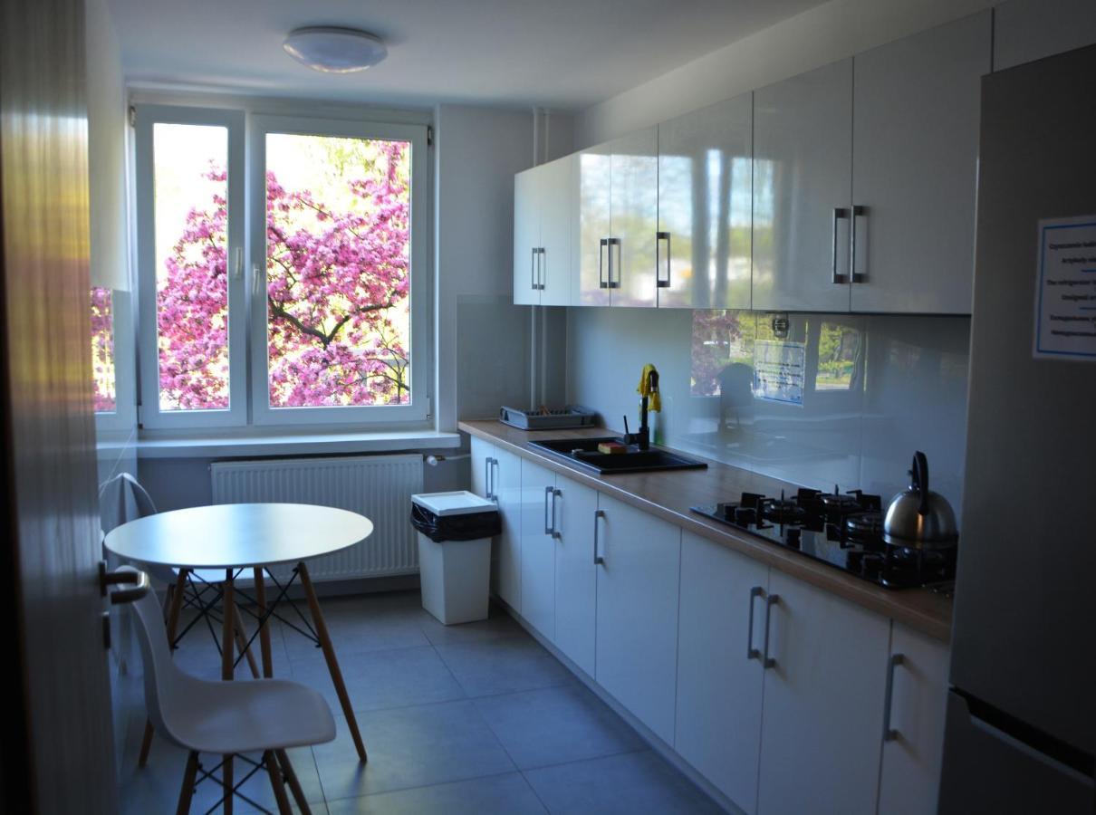 Nh Hostel - Tbn House Krakow Bagian luar foto